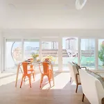 Апартаменты Beachside Deluxe Terrace Apts, By Timecooler *