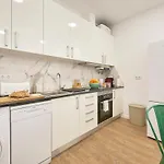 Beachside Deluxe Terrace Apts, By Timecooler *