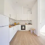 Beachside Deluxe Terrace Apts, By Timecooler * Кошта-да-Капарика