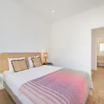 Апартаменты Beachside Deluxe Terrace Apts, By Timecooler *