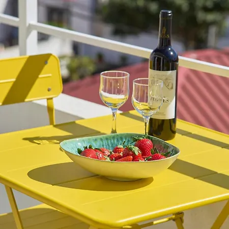 Beachside Deluxe Terrace Apts, By Timecooler شقة *