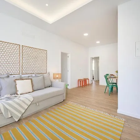 شقة Beachside Deluxe Terrace Apts, By Timecooler