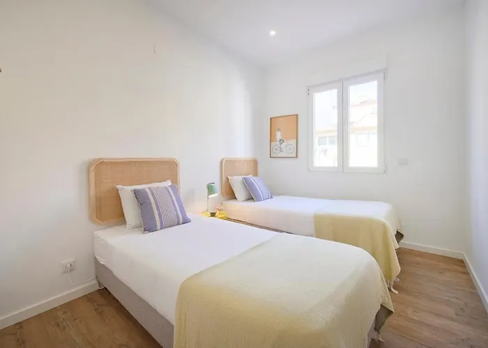 Beachside Deluxe Terrace Apts, By Timecooler Апартаменты