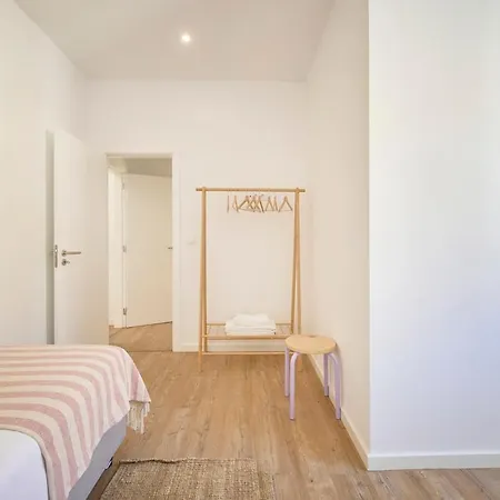 Apartment Beachside Deluxe Terrace Apts, By Timecooler Costa da Caparica