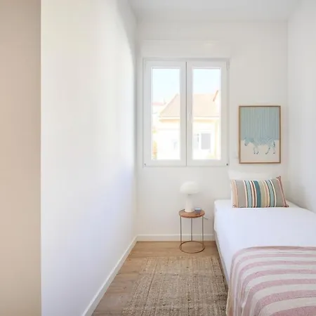 Beachside Deluxe Terrace Apts, By Timecooler Costa da Caparica