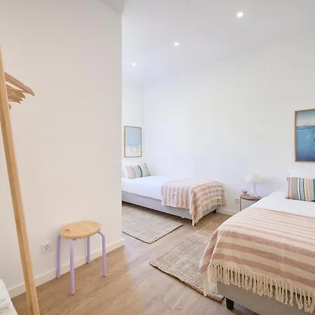 Apartment Beachside Deluxe Terrace Apts, By Timecooler Costa da Caparica