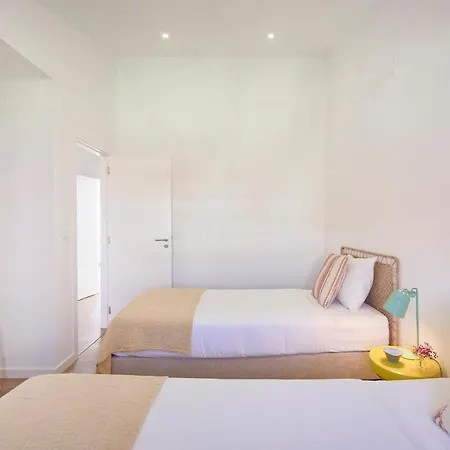 Beachside Deluxe Terrace Apts, By Timecooler Apartment Costa da Caparica
