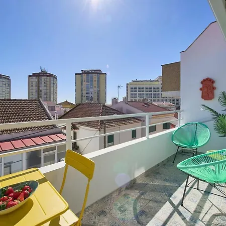 Beachside Deluxe Terrace Apts, By Timecooler Apartment Costa da Caparica