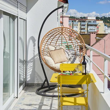 Apartment Beachside Deluxe Terrace Apts, By Timecooler Costa da Caparica